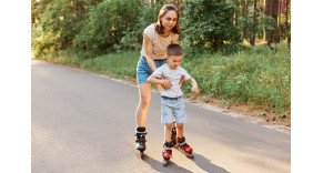 З якого віку можна купляти перші ролики дитині